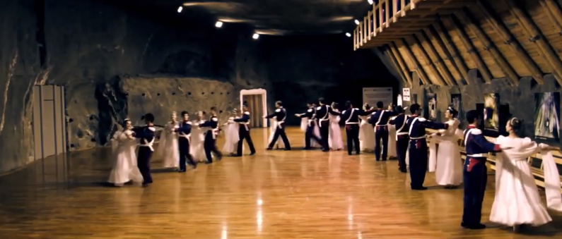 A dança polonesa entre a cultura paranaense no município de Mallet-PR