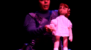A Menina e o Lampião online